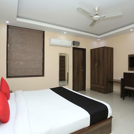 Bilberry Hotel Rewari Bagian luar foto