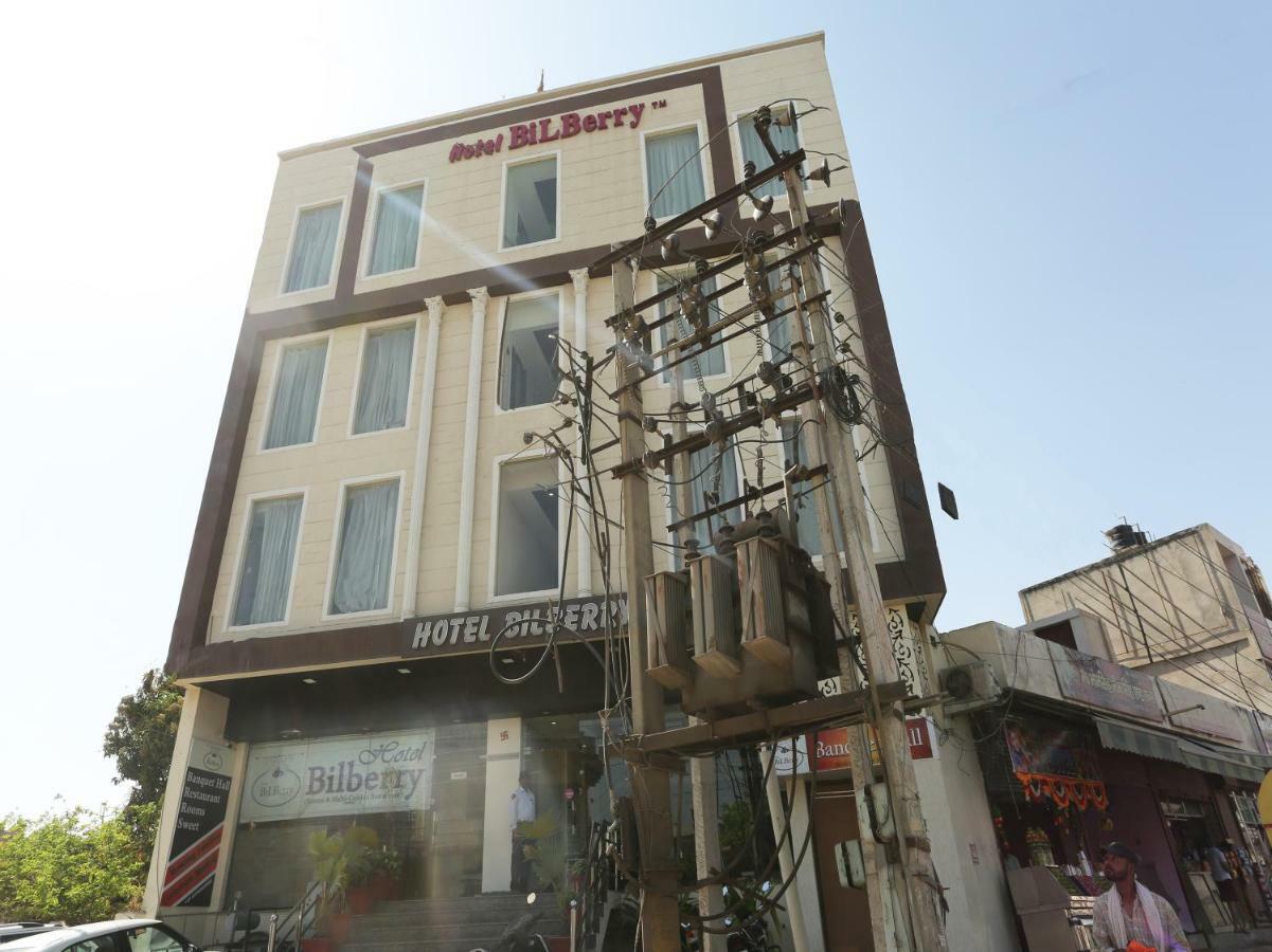 Bilberry Hotel Rewari Bagian luar foto