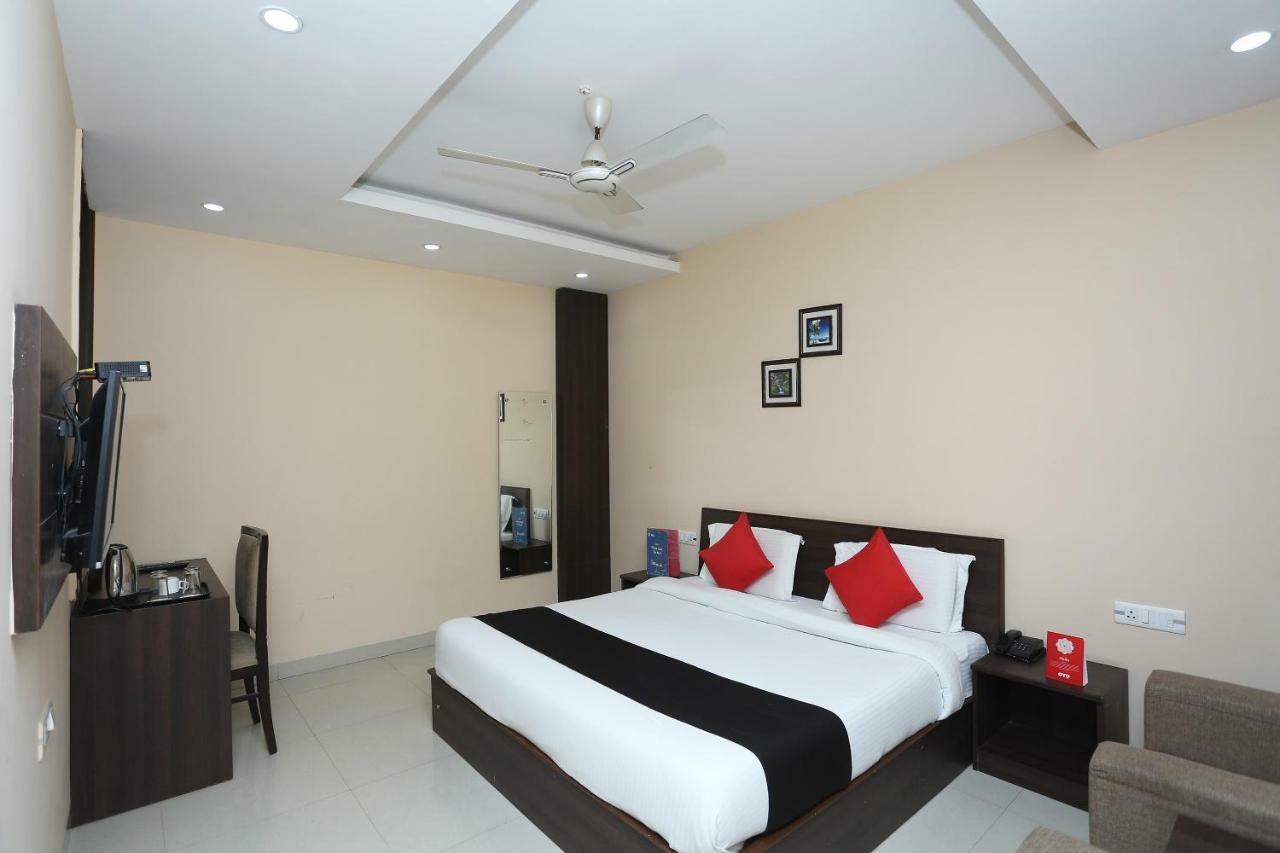 Bilberry Hotel Rewari Bagian luar foto