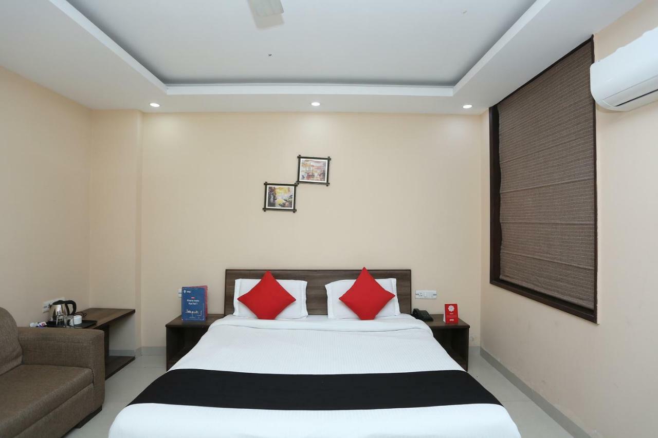 Bilberry Hotel Rewari Bagian luar foto